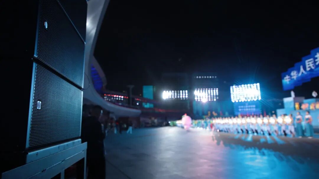 舞台灯控台型号_舞台灯控制台_舞台灯控台操作流程