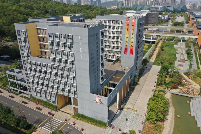 香港中文大学（深圳）发展历程_香港中文大学（深圳）校园建设_港中文深圳