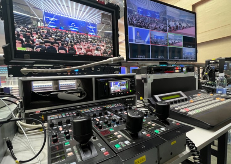 虚拟绿幕抠像服务_讯道摄像机租赁_讯道摄像机