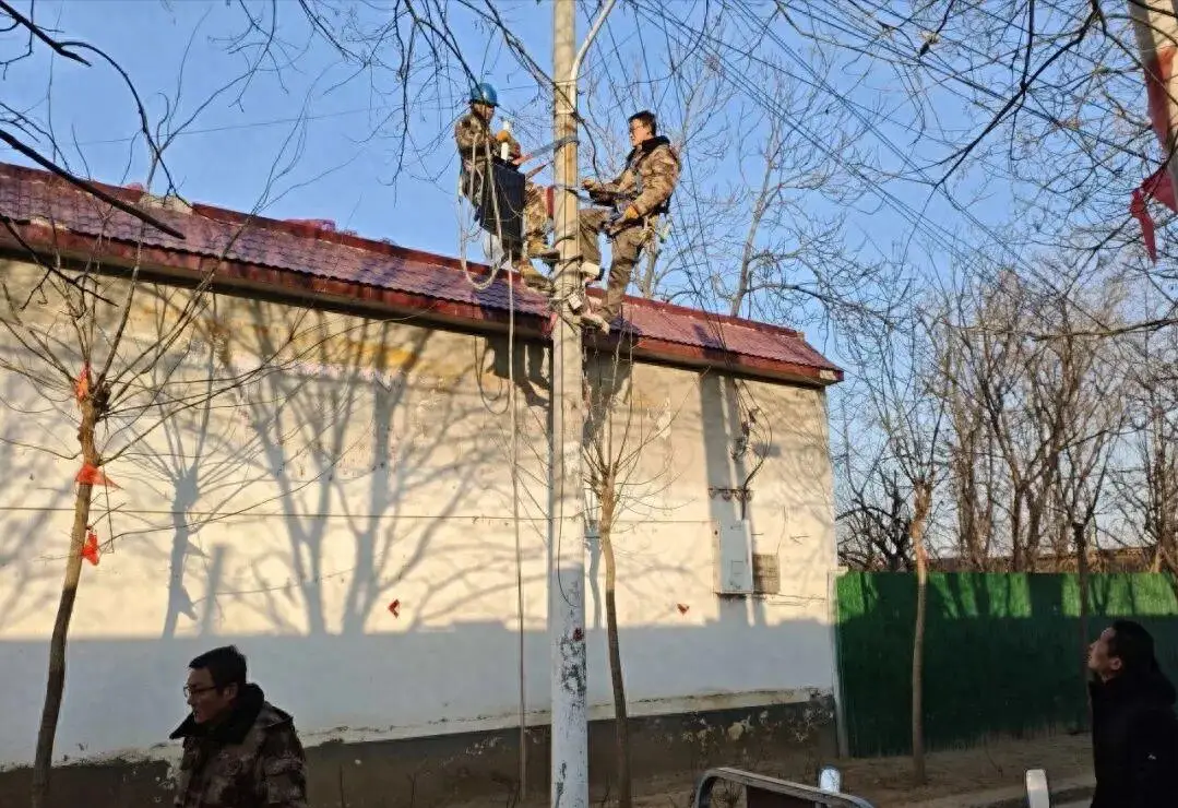 路灯安装过程_大路灯安装_路灯安装说明